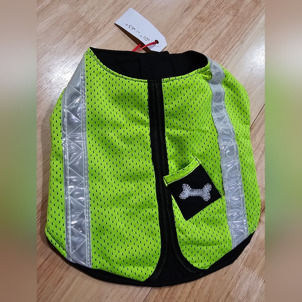 Reflective Neon Yellow and Black Pet Vest Fits Small To Medium Breed Dogs NWOT - Picture 1 of 8